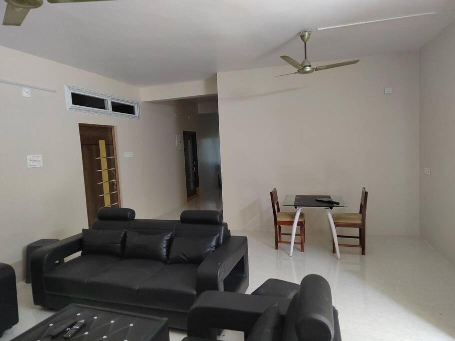 Gangi Kota North Flat Apartment Kovvur