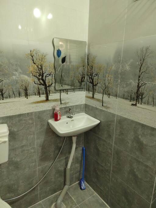 Gangi Kota North Flat *